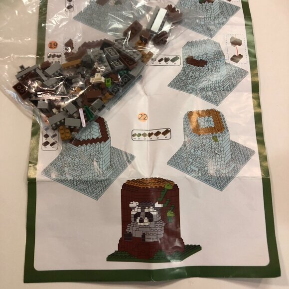 Mini Building Blocks Raccoon Impact Photographics Built and Completed - Picture 13 of 16